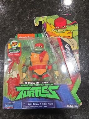 Nickelodeon Teenage Mutant Ninja Turtles Raphael Figure - Green, Red, Orange